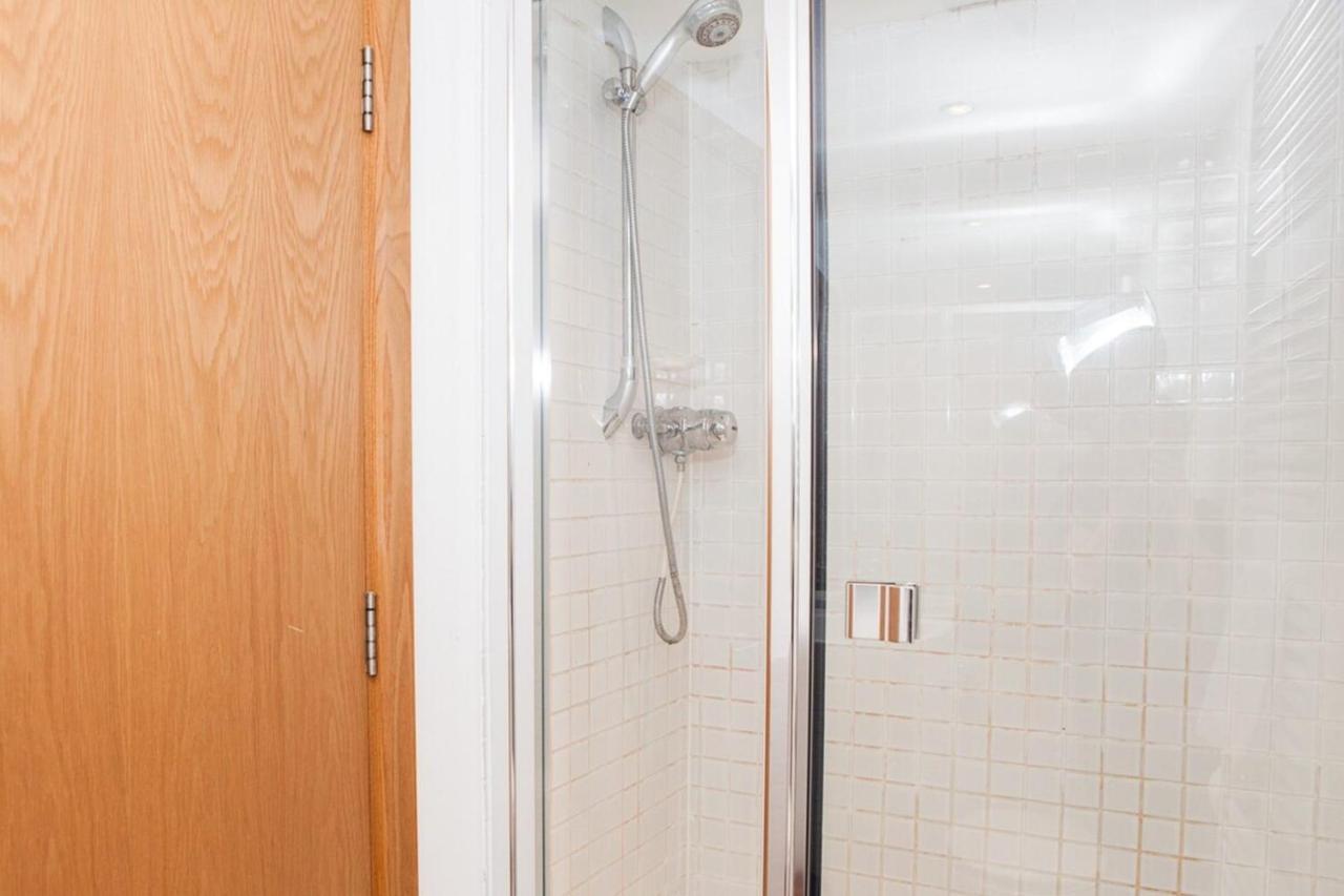 Spectacular Central 4-Bedroom Close To London Eye Exterior photo